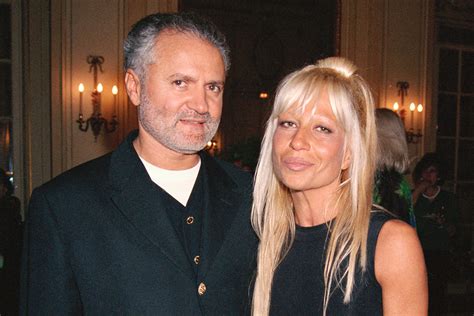 gianni versace donatella rapporto|gianni versace sister pics.